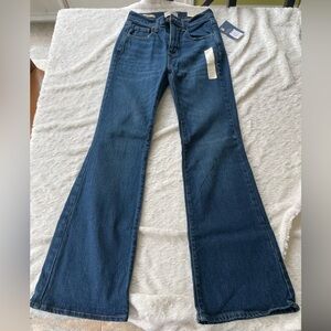 Universal Thread Women's High Rise Flared Jeans